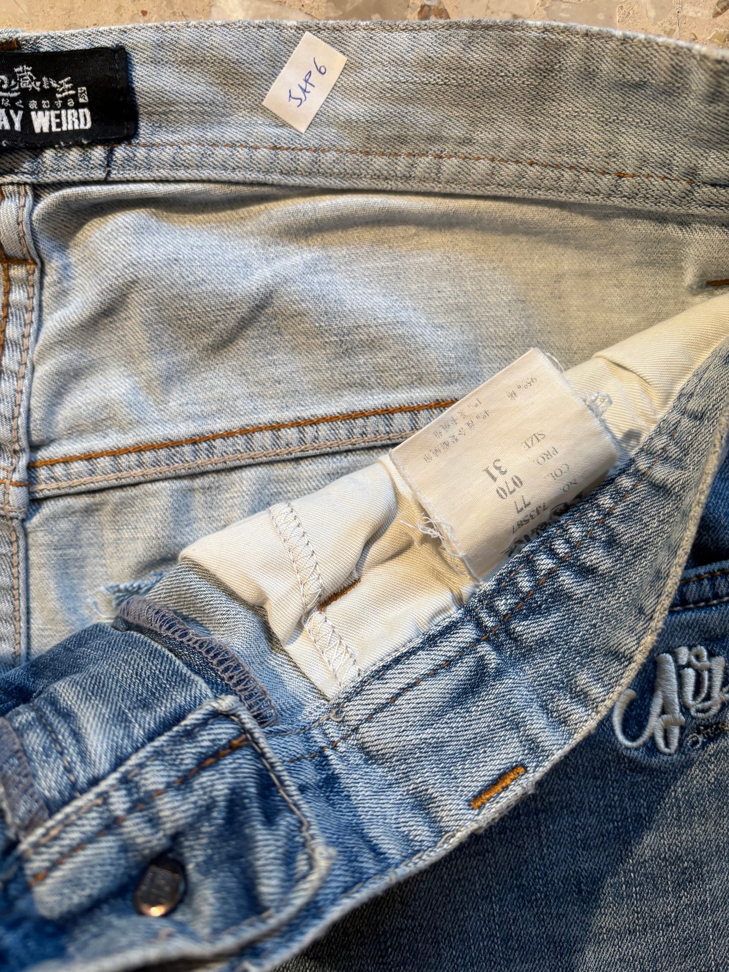 JAPANESE EMBROIDERED DENIM W31 L34 #JAP6