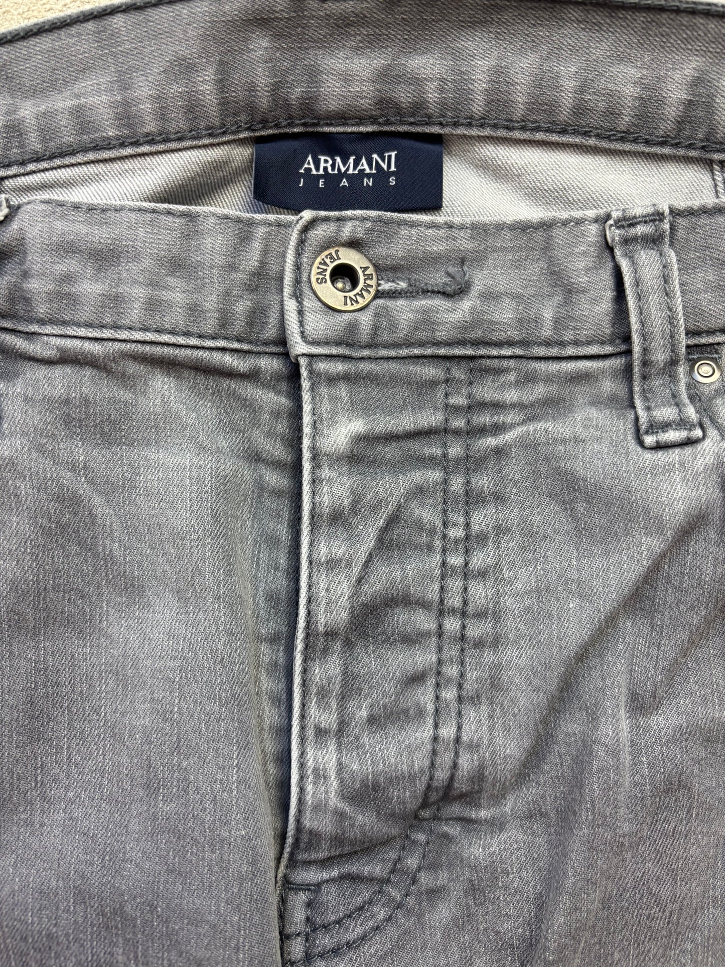 ARMANI JEANS W34 L30