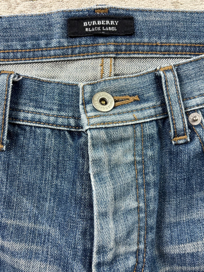 BURBERRY JEANS W30 L32