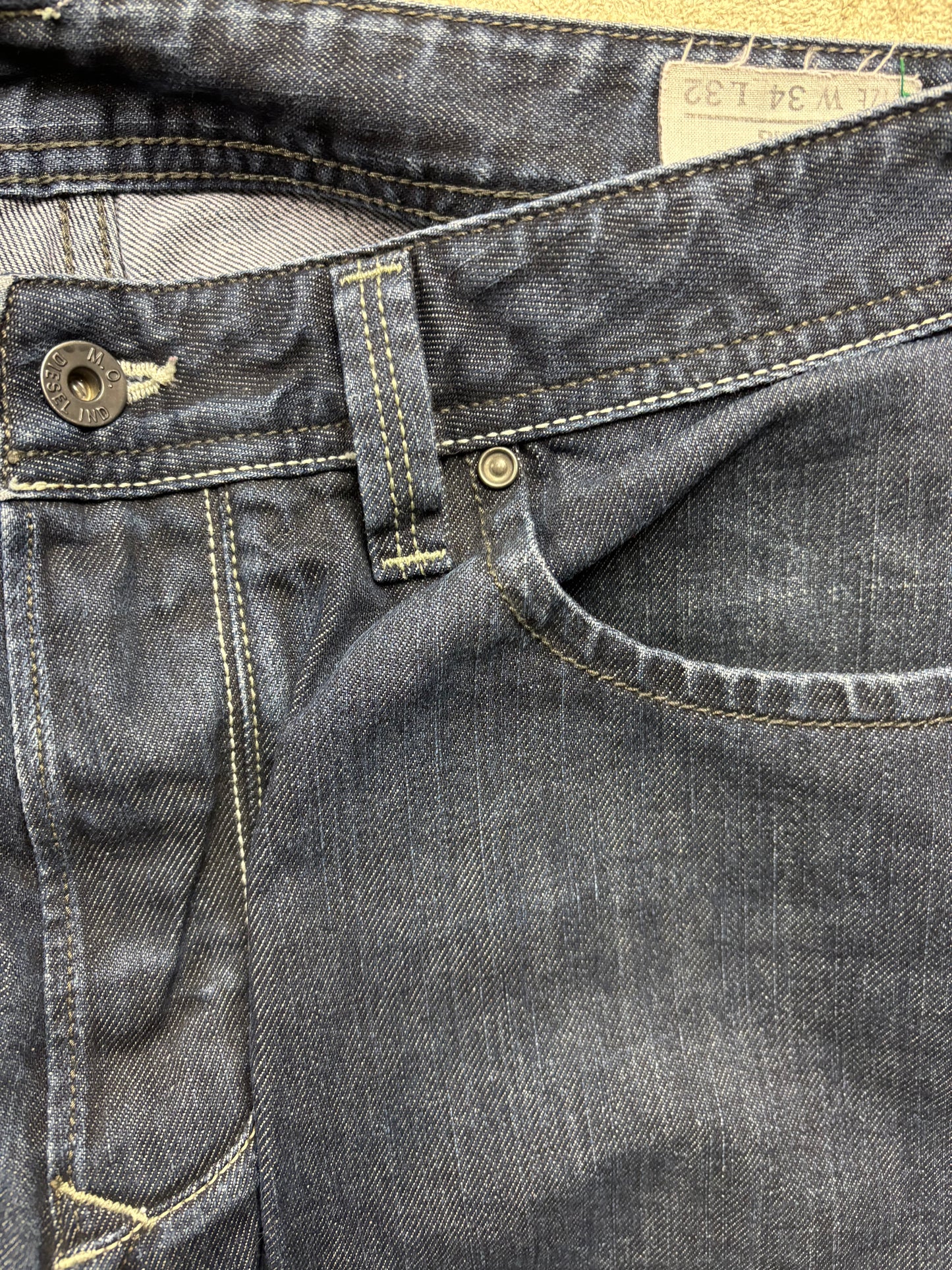 DIESEL JEANS W34 L30 #D12