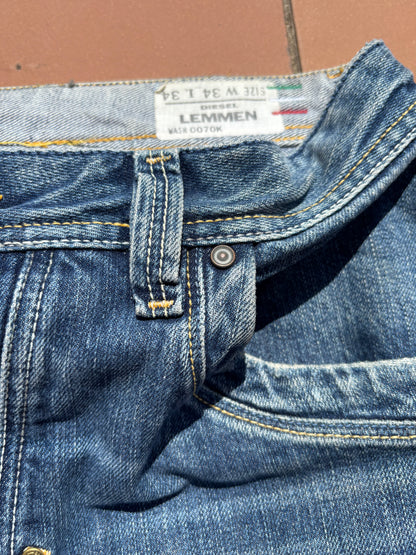DIESEL JEANS W34 L32