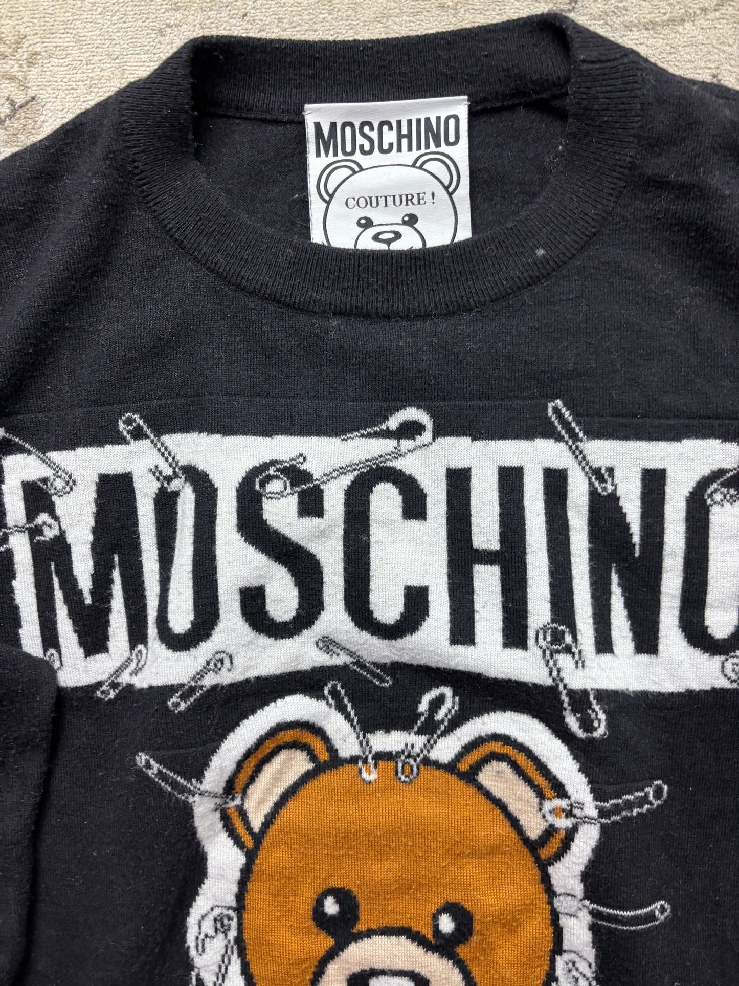 MOSCHINO BLACK KNIT (M)