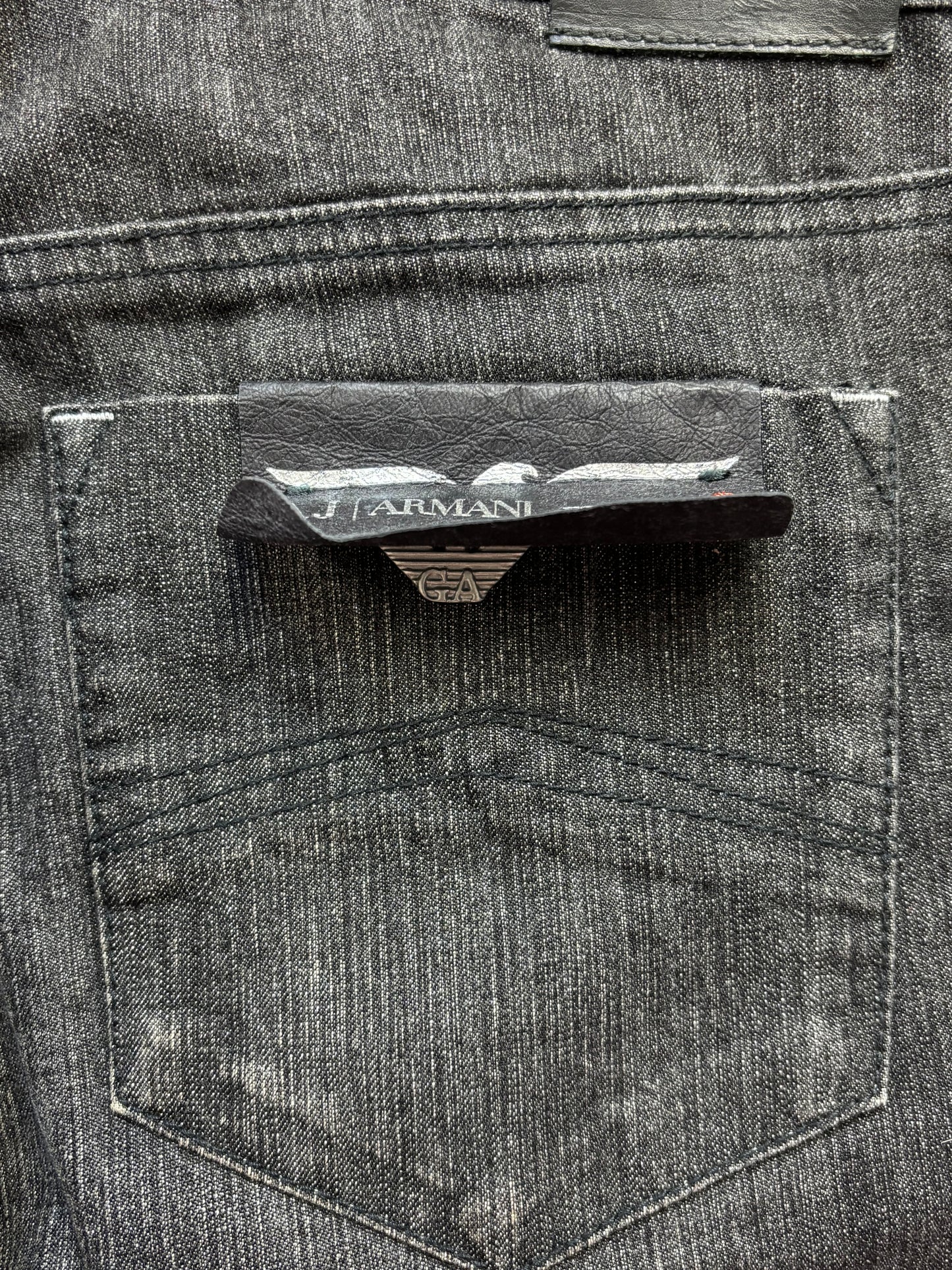 ARMANI JEANS W32 L32 (NEW)