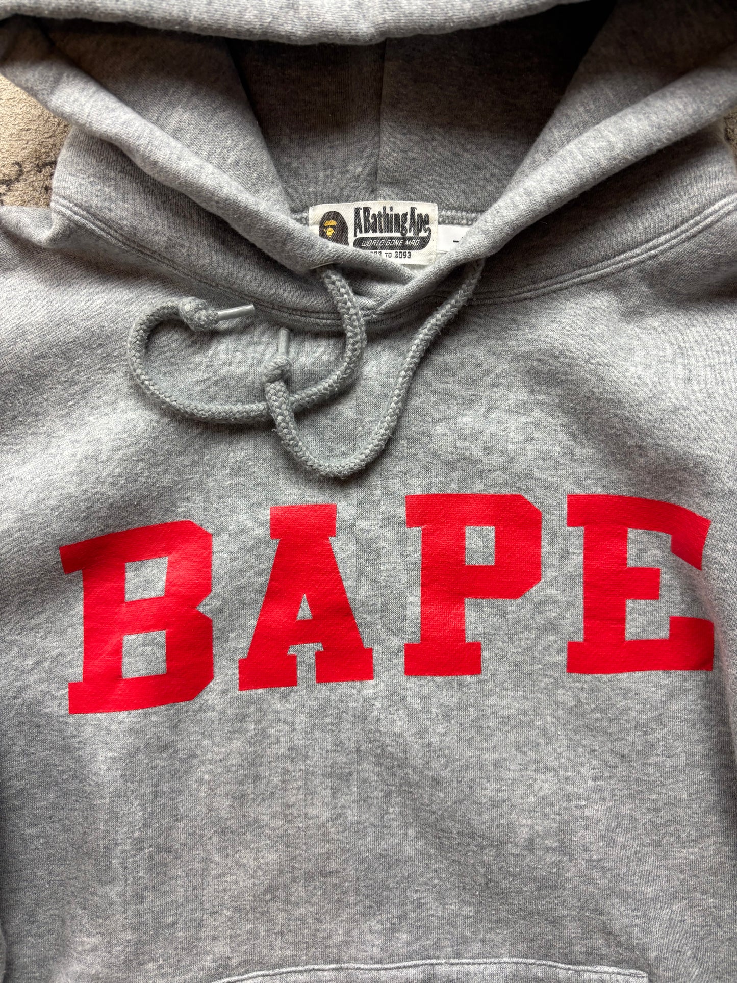 BAPE GREY HOODIE (M)