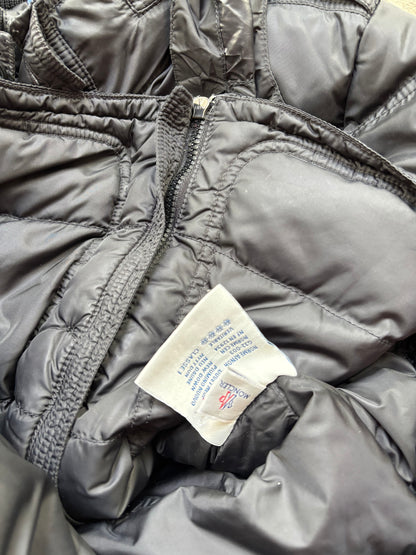 MONCLER BLACK PUFFER JACKET (S/M)
