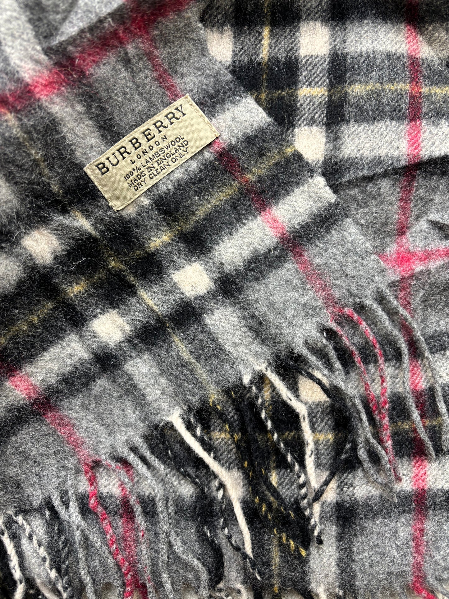 BURBERRY NOVACHECK SCARF GREY