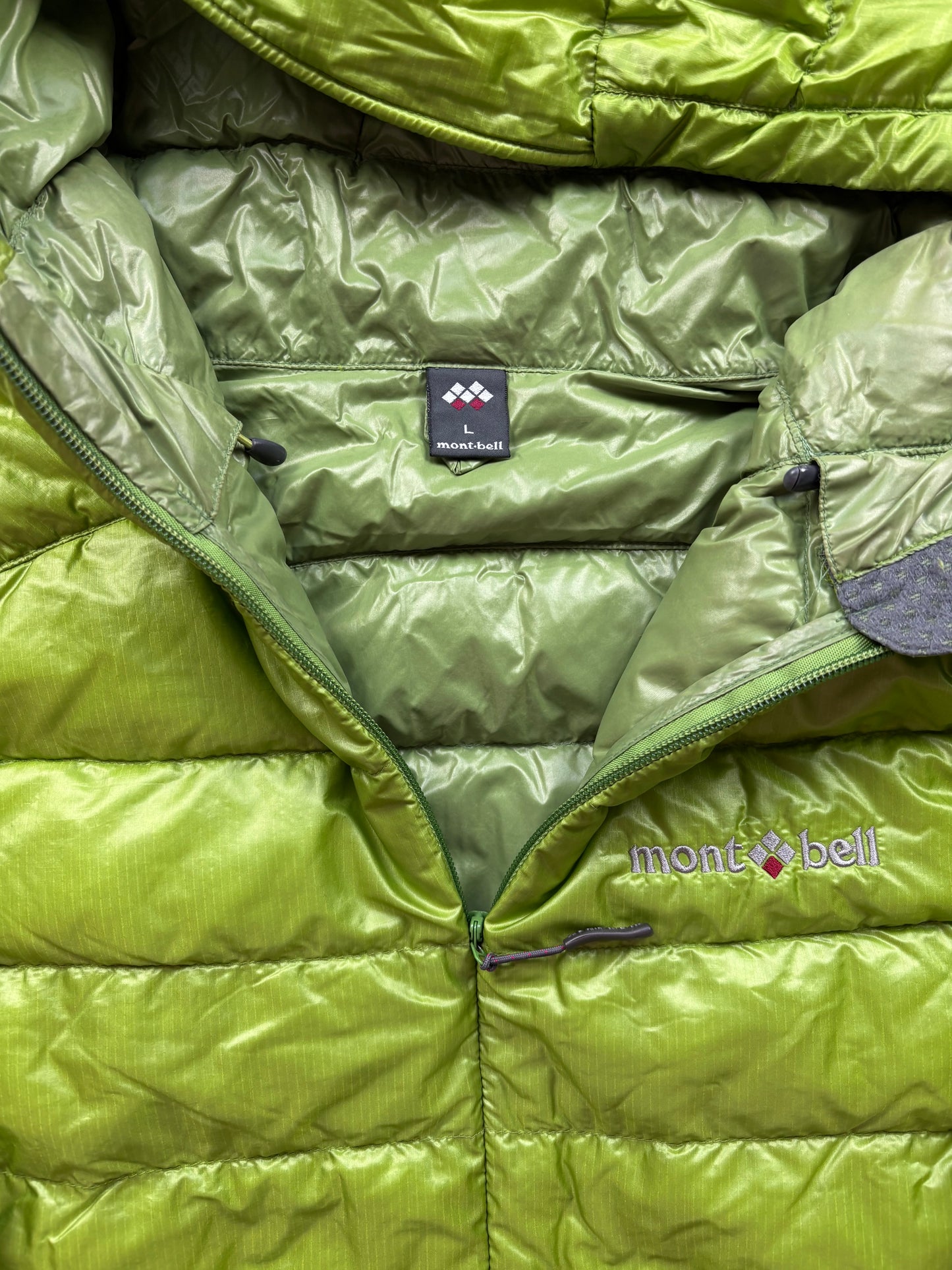 MONTBELL GREEN PUFFER JACKET (M)