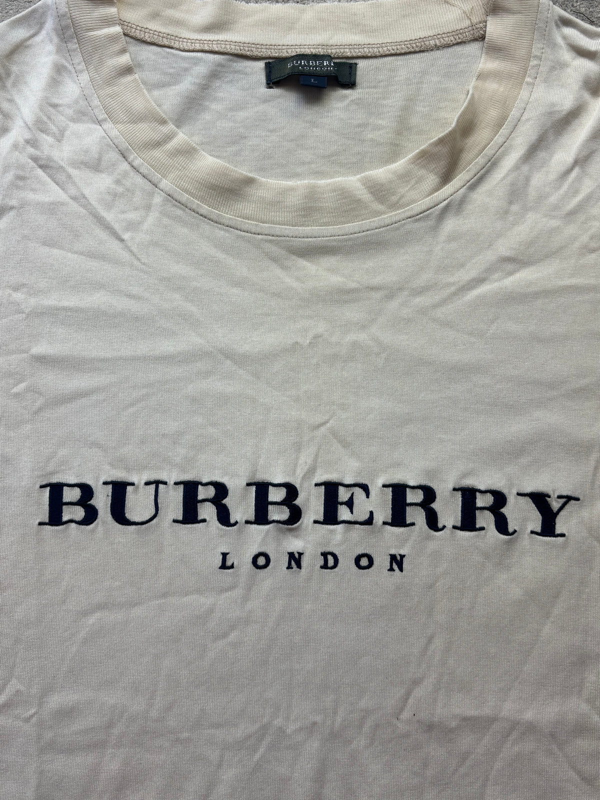 BURBERRY LOGO T-SHIRT (L)