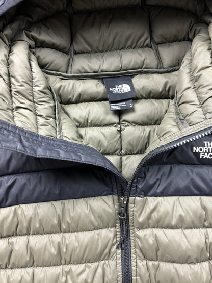 TNF PUFFER JACKET (M-L)