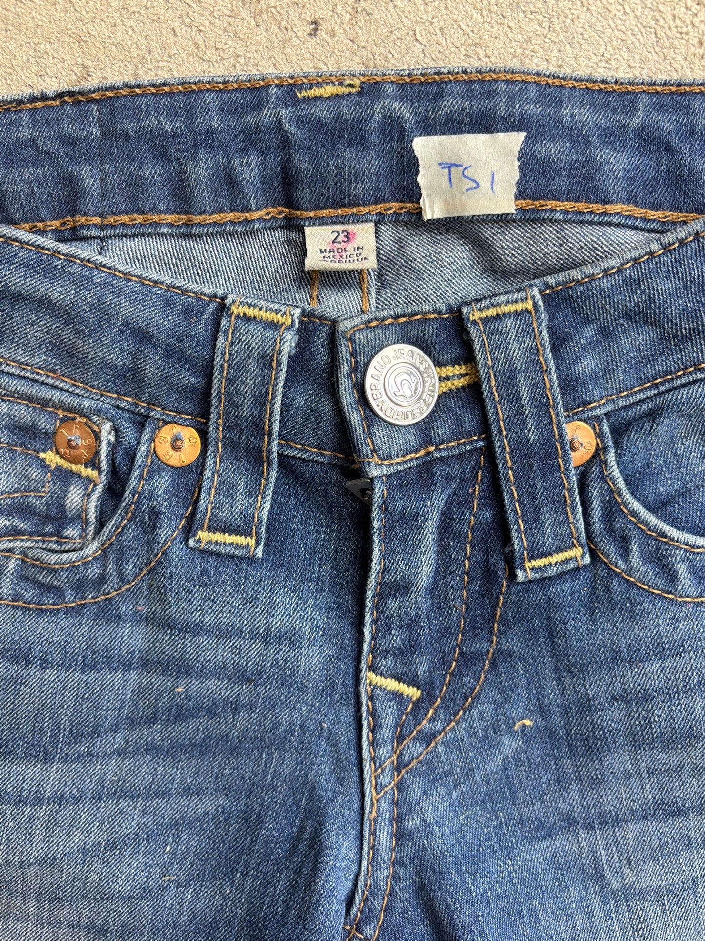 TRUE RELIGION HOT PANT W23 #S1