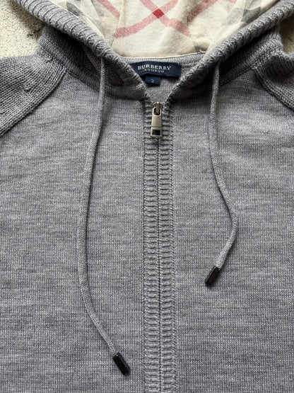 BURBERRY GREY KNITTED ZIP UP HOODIE (S)