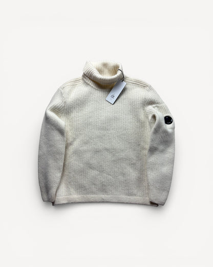 CP COMPANY WHITE TURTLENECK KNIT (M)