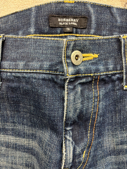 BURBERRY JEANS W32 L32