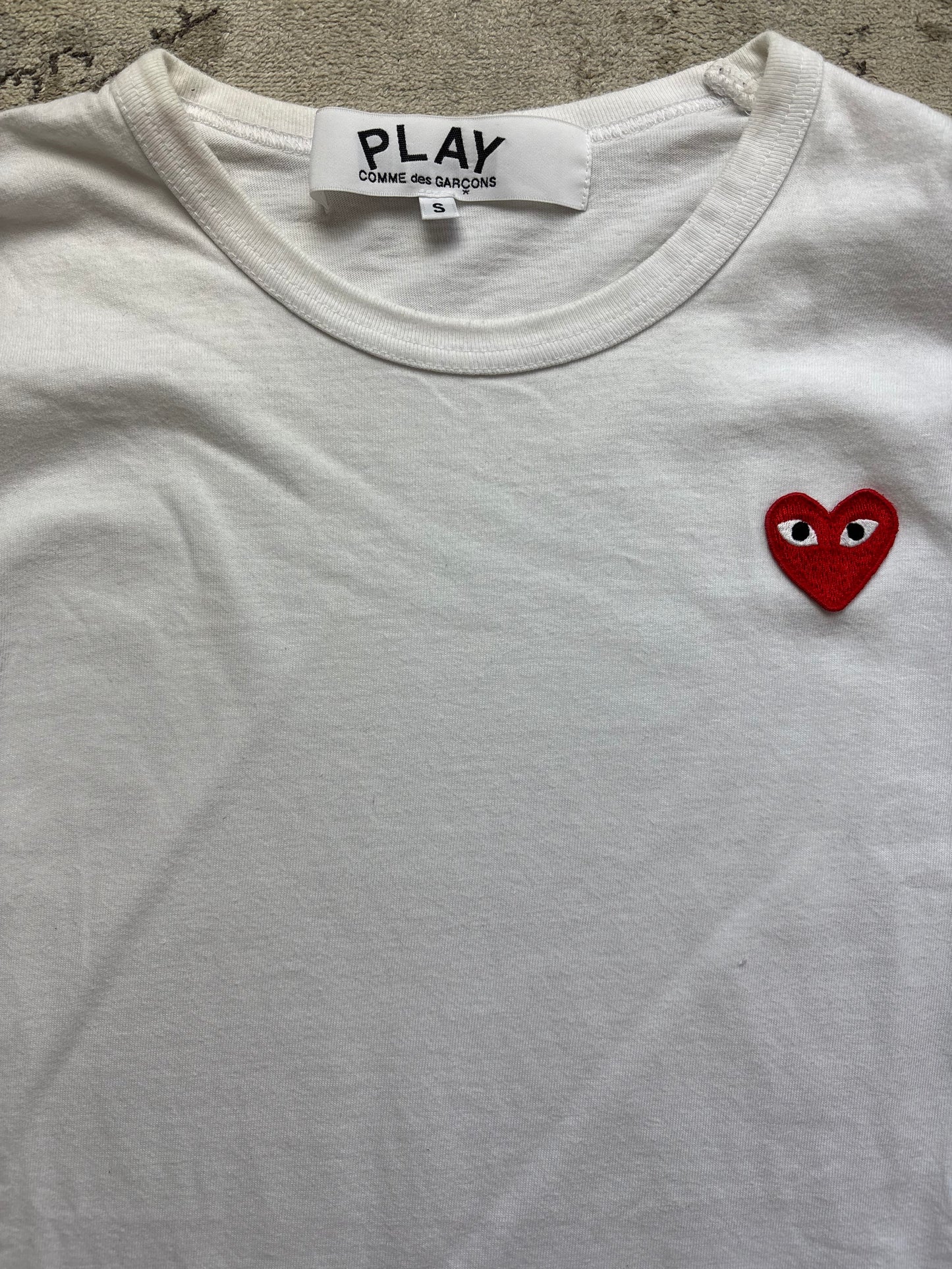 CDG PLAY WHITE LONGSLEEVE (S)