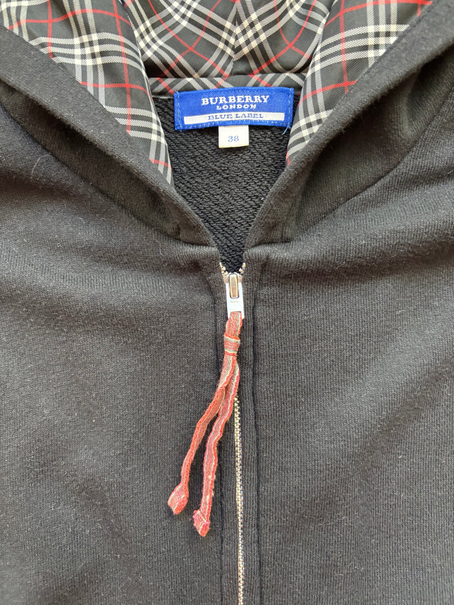 BURBERRY BLACK ZIP UP HOODIE (S)