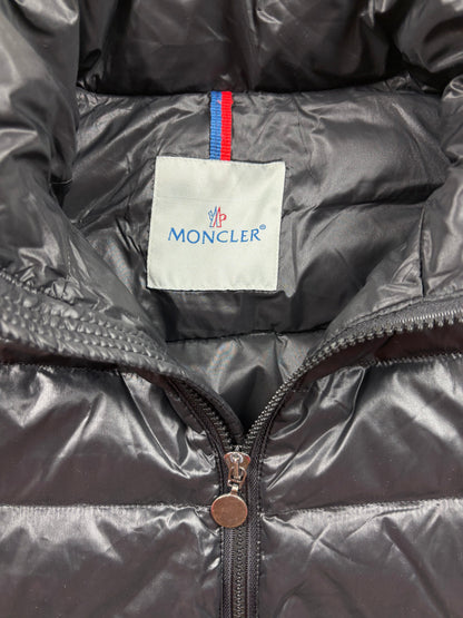 MONCLER PUFFER JACKET (S)