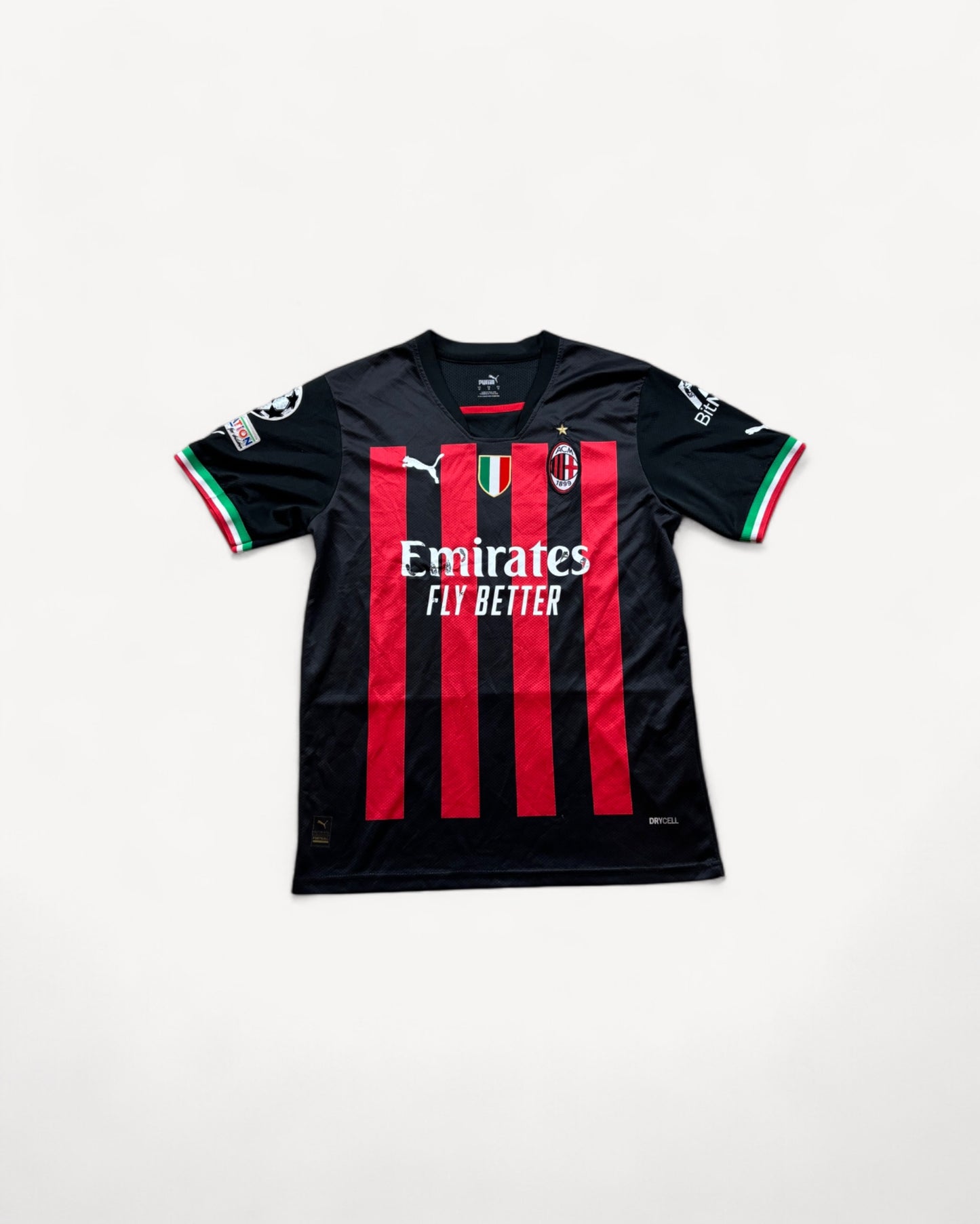 AC MILAN JERSEY (M)