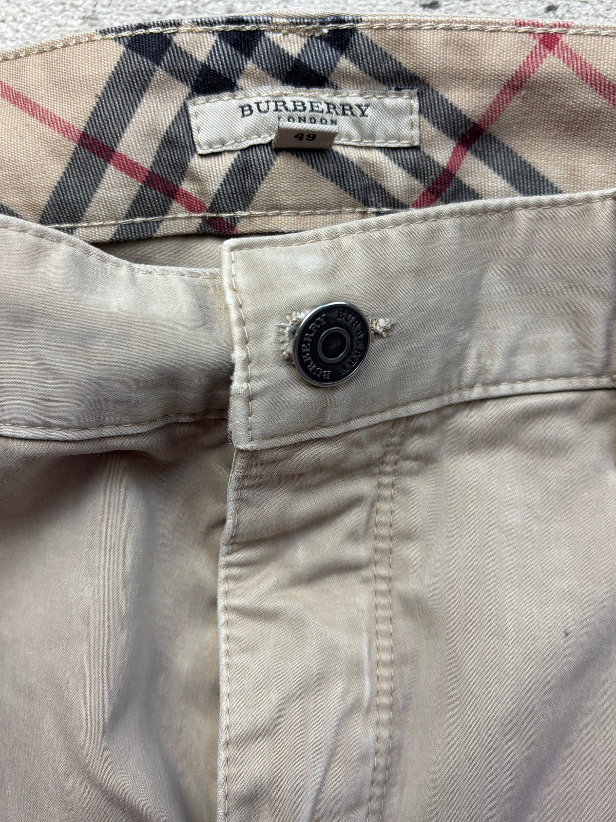 BURBERRY JEANS W33 L32