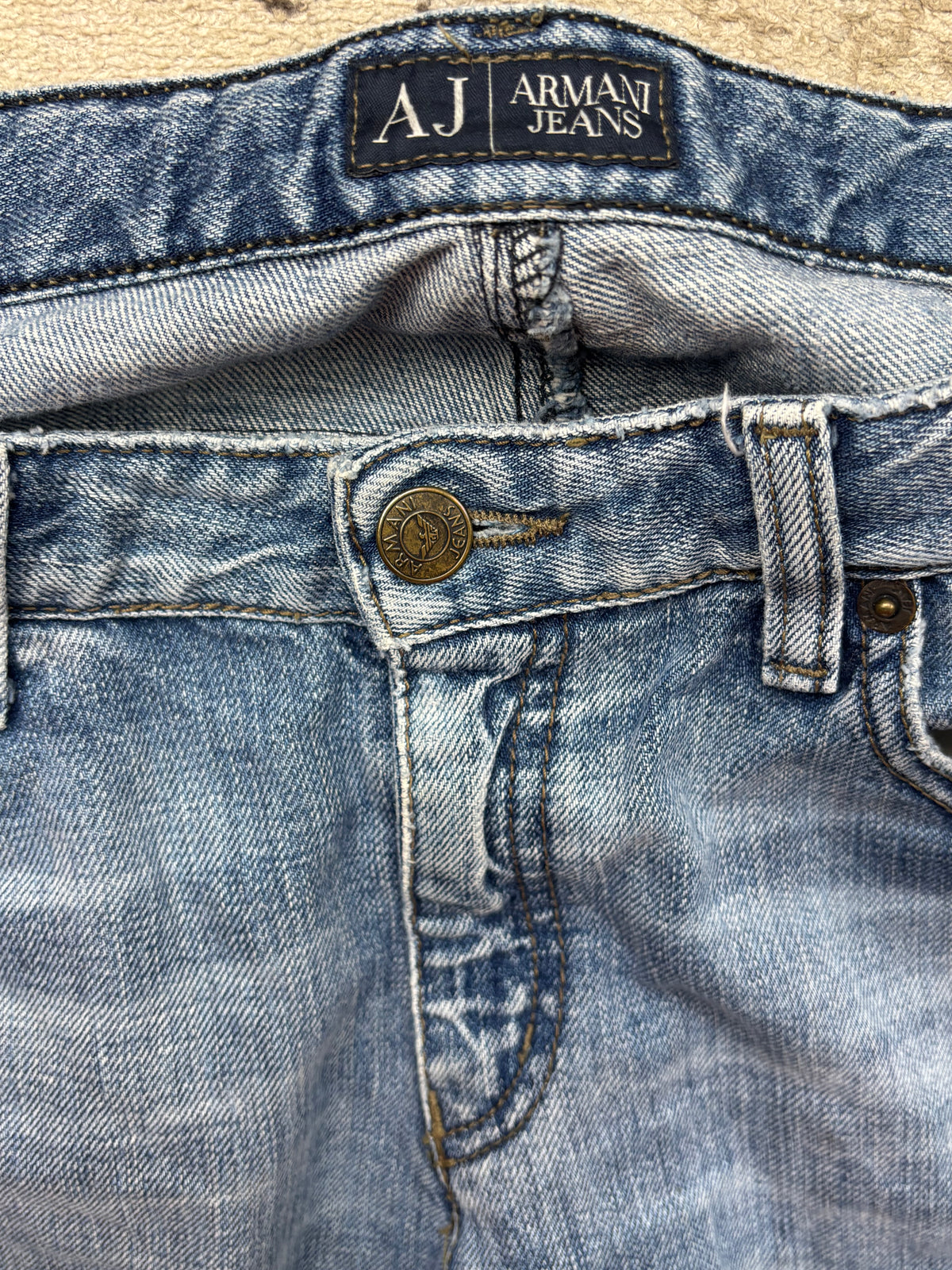 ARMANI JEANS W31 L32