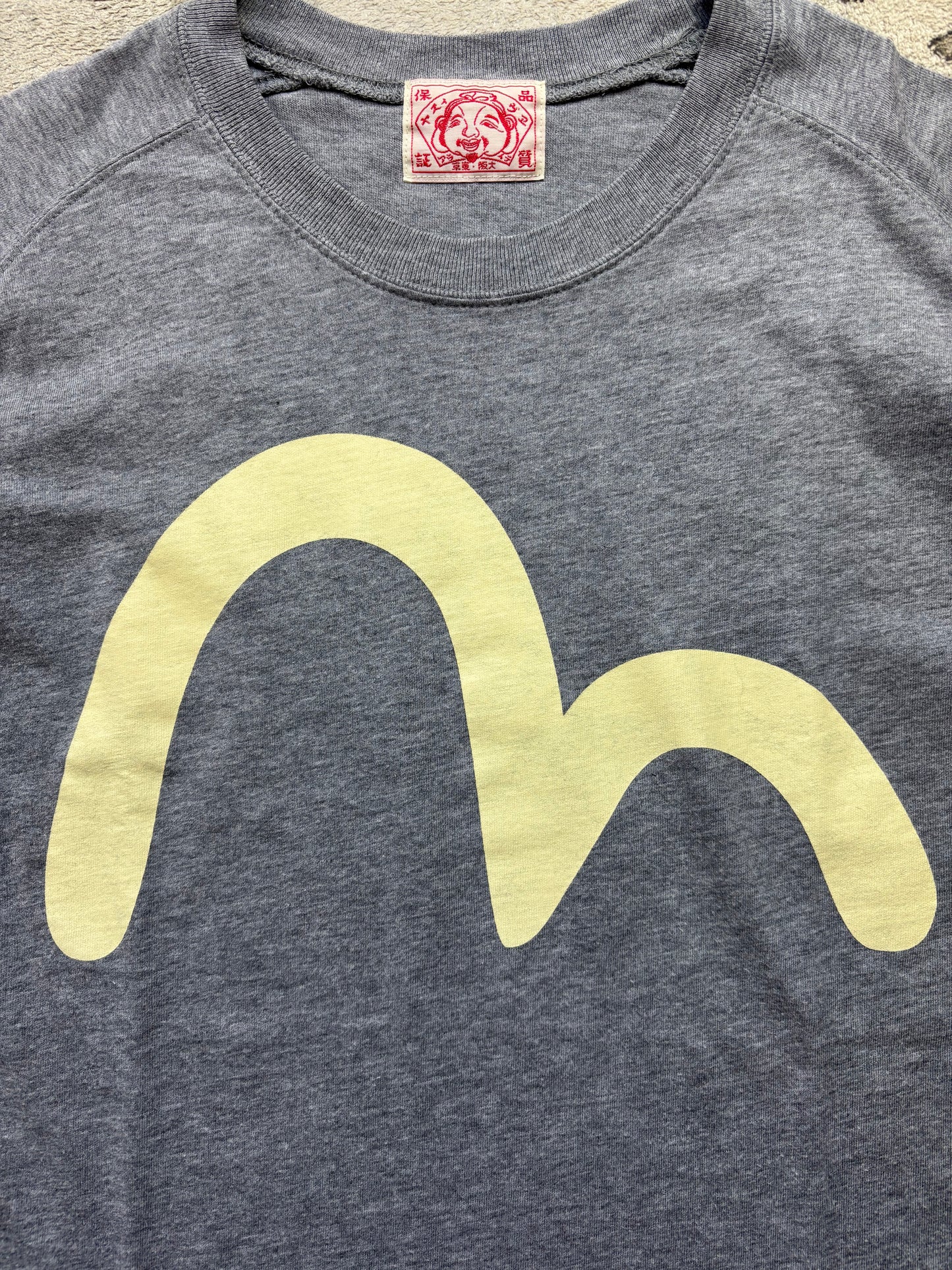 EVISU GREY T-SHIRT (L)