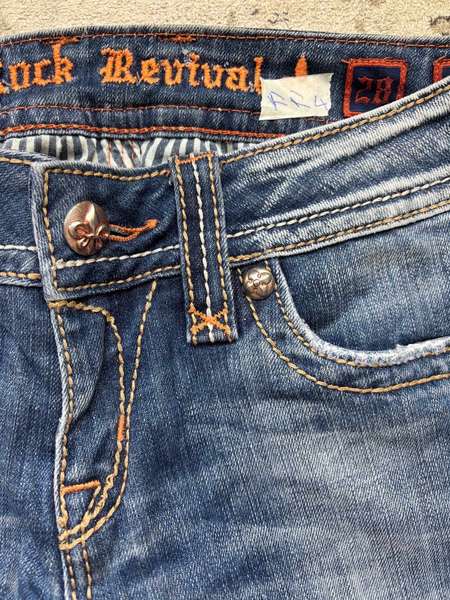 ROCK REVIVAL JEANS W28 L32 #RR4