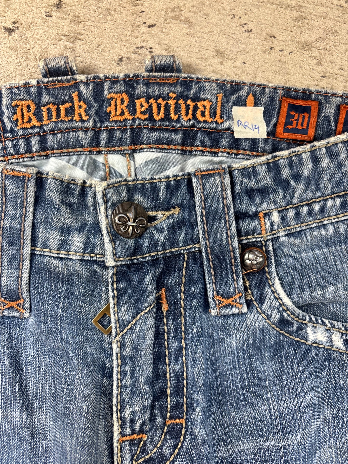 ROCK REVIVAL JEANS W30 L32 #RR14