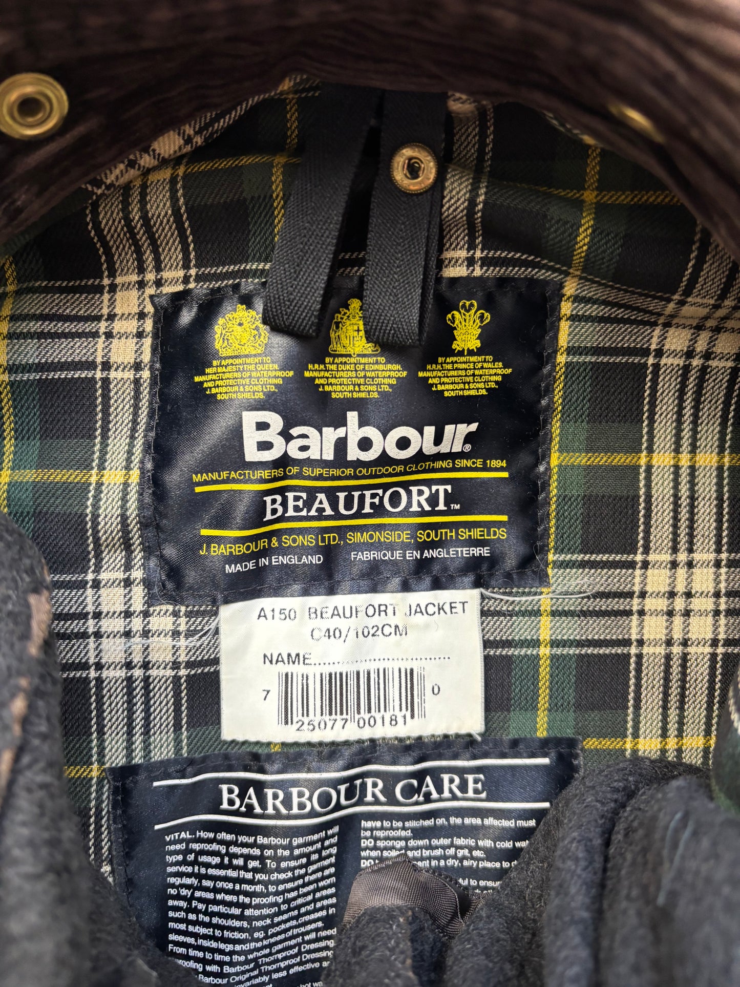 BARBOUR WAXED COAT (M)