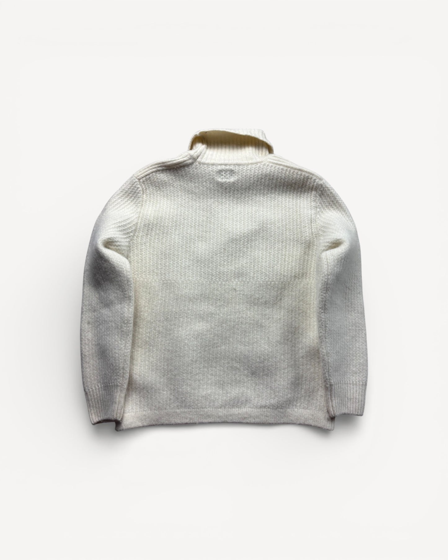 CP COMPANY WHITE TURTLENECK KNIT (M)