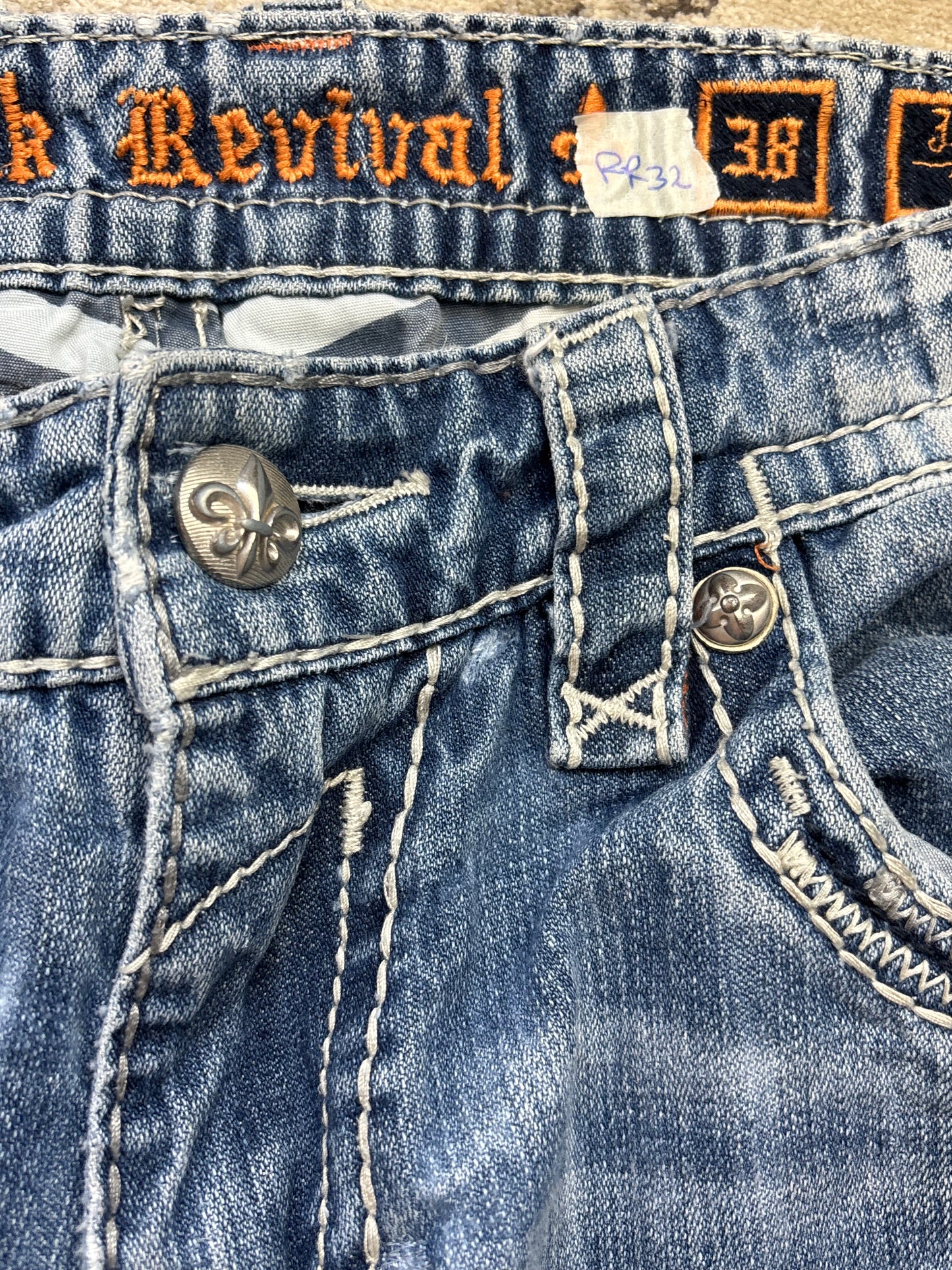 ROCK REVIVAL JEANS W38 L34 #RR32