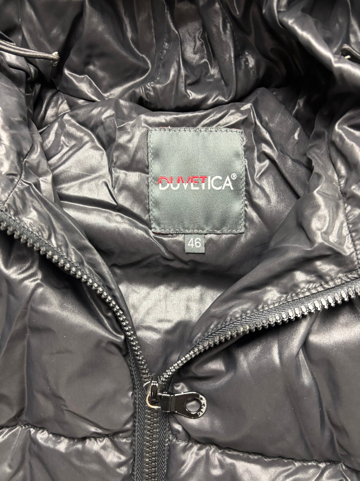 DUVETICA BLACK PUFFER JACKET (M)