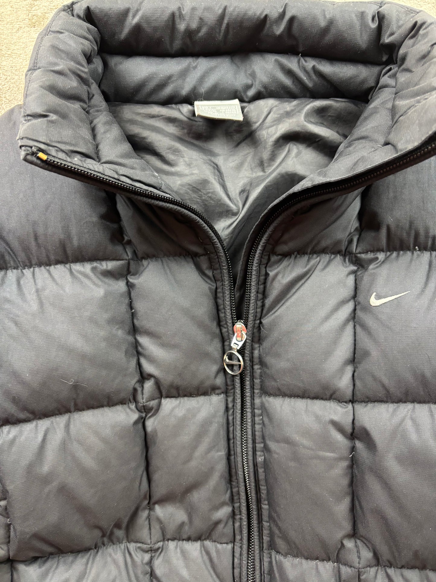NIKE PUFFER JACKET (S)