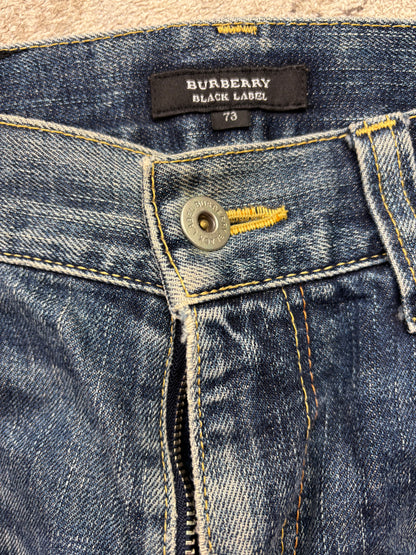 BURBERRY JEANS W31 L30