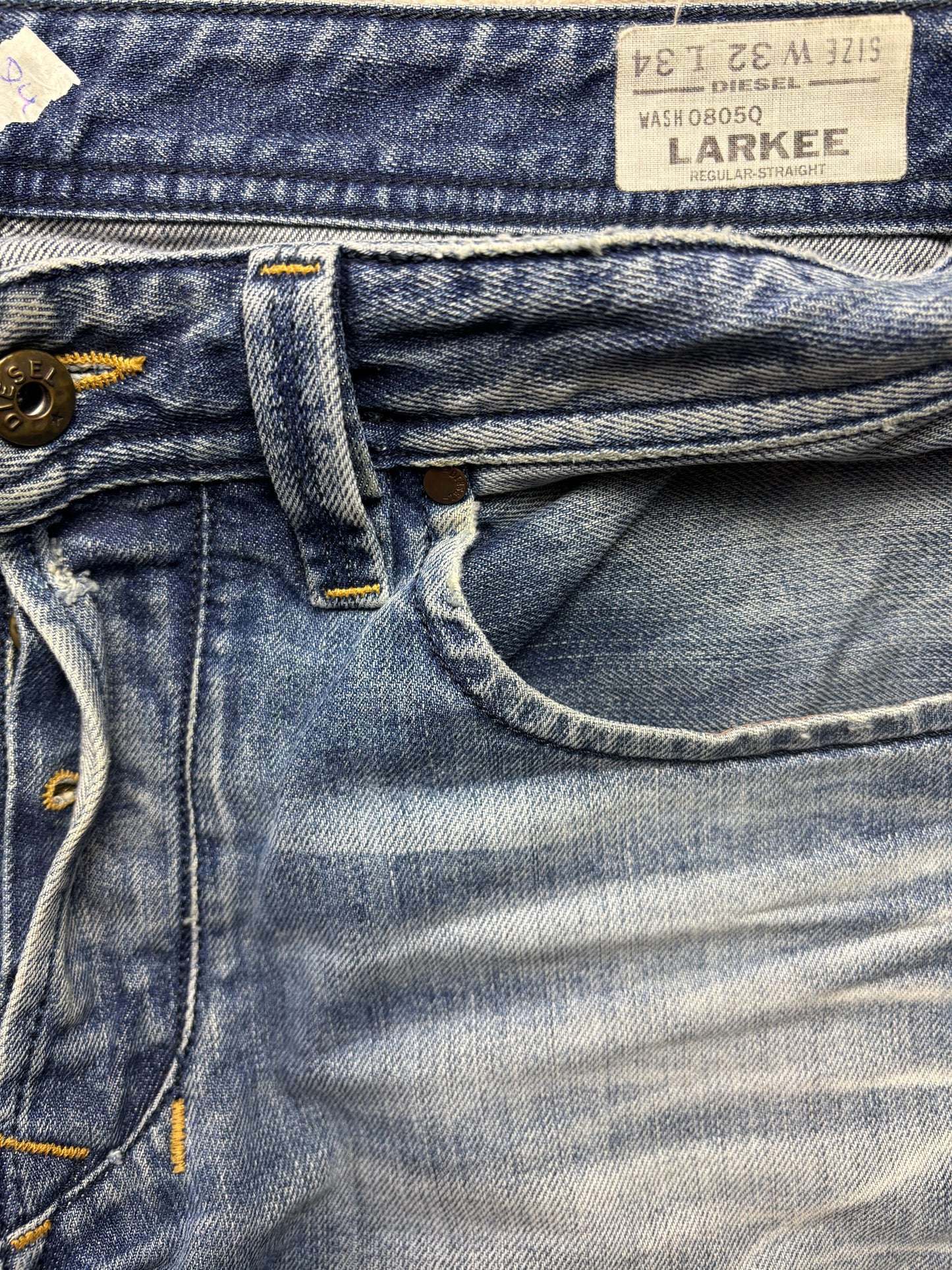 DIESEL JEANS W32 L34 #D4