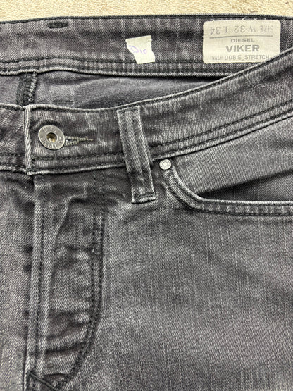 DIESEL JEANS W32 L32 #D10