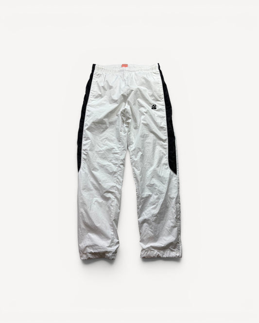 NIKE WHITE TRACKPANT (S)