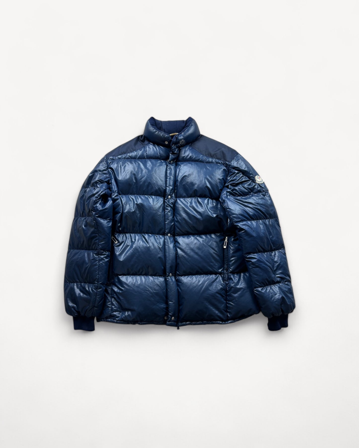 MONCLER PUFFER JACKET (L)