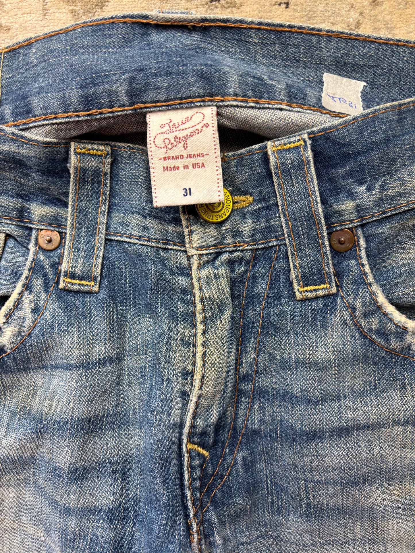 TRUE RELIGION JEANS W31 L32 #TR31