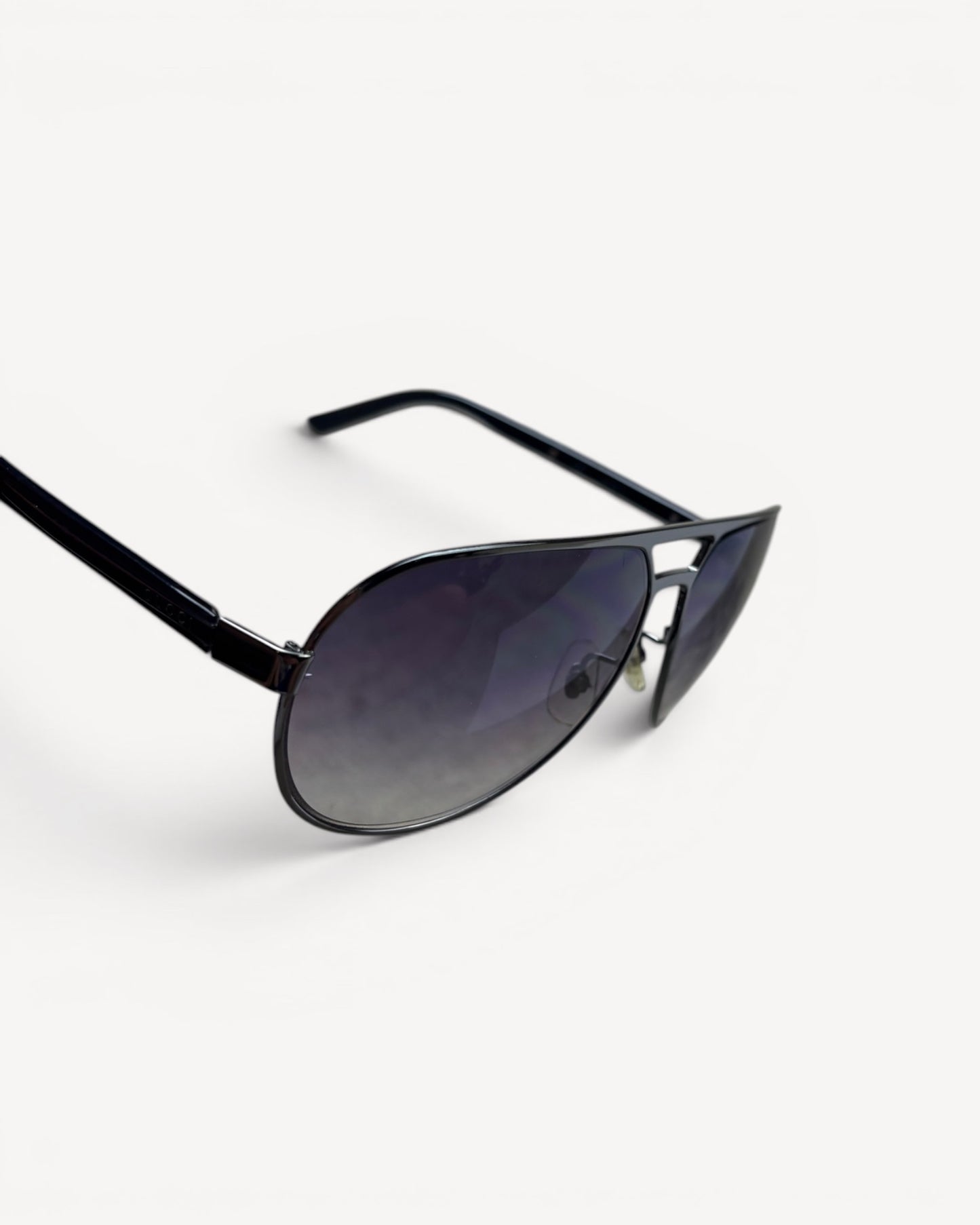 GUCCI GREY SUNGLASSES