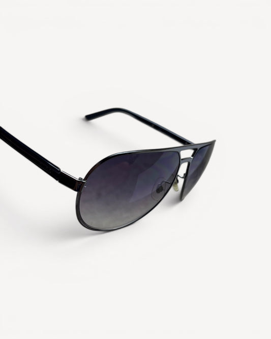 GUCCI GREY SUNGLASSES