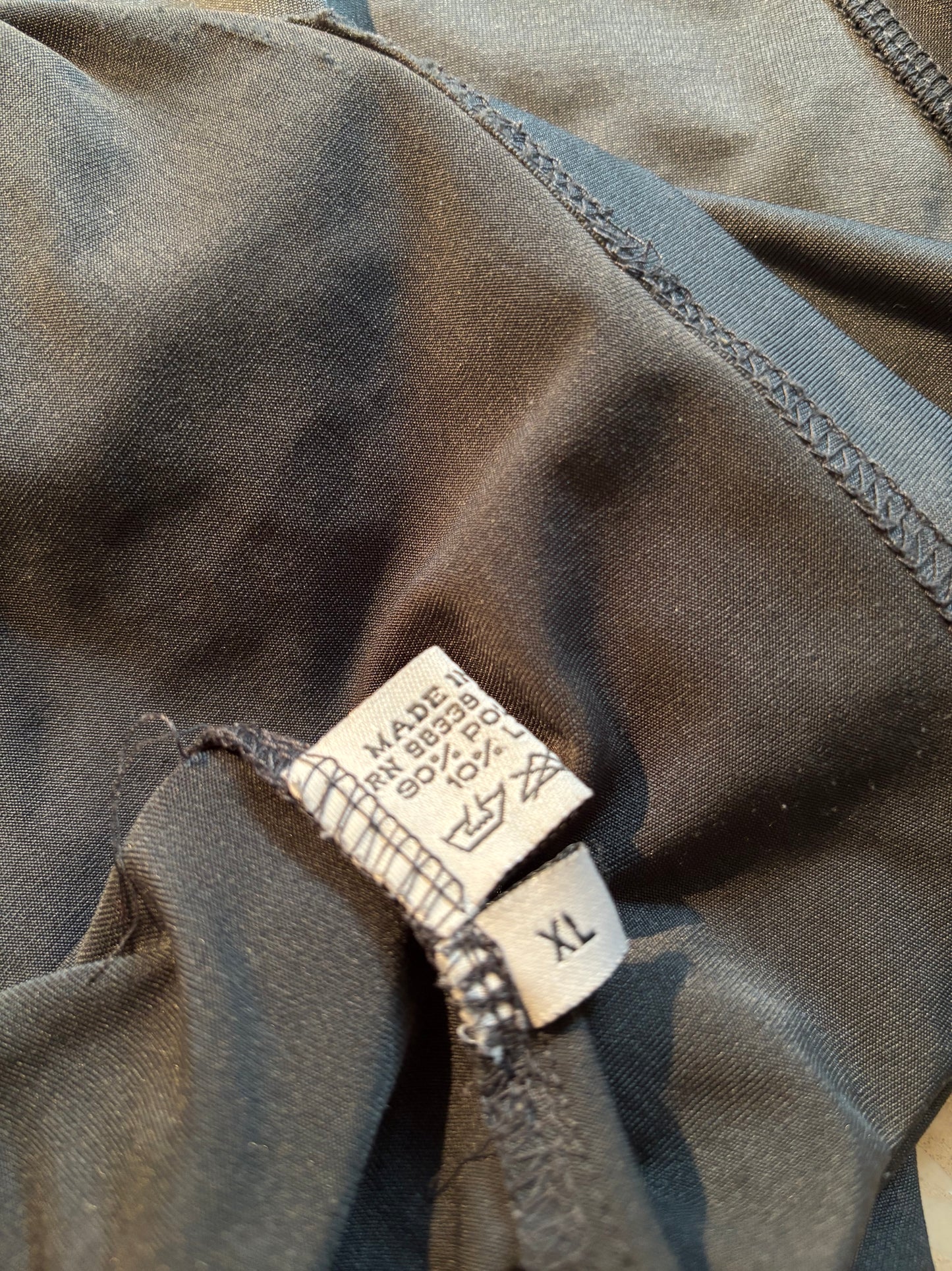 PRADA LINEA ROSSA T-SHIRT (L)