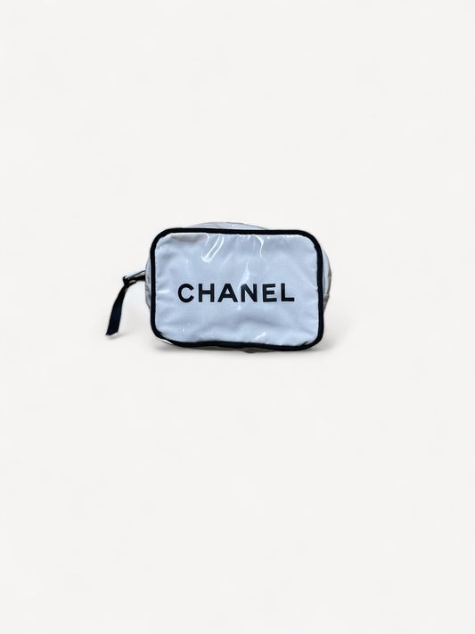 CHANEL POUCH