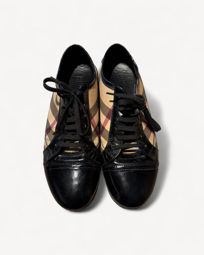 BURBERRY SNEAKER (41)