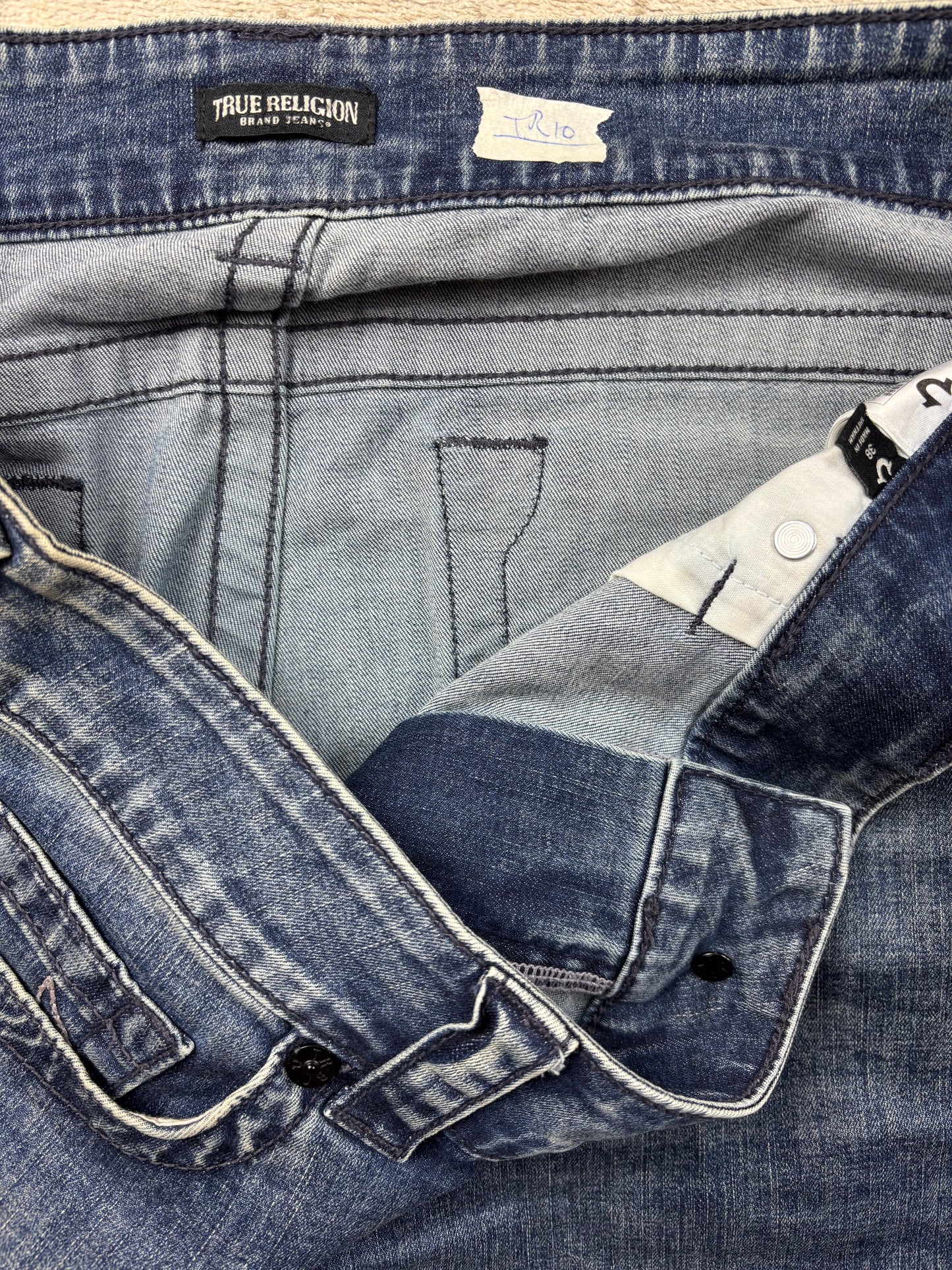 TRUE RELIGION JEANS W38 L32 #TR10