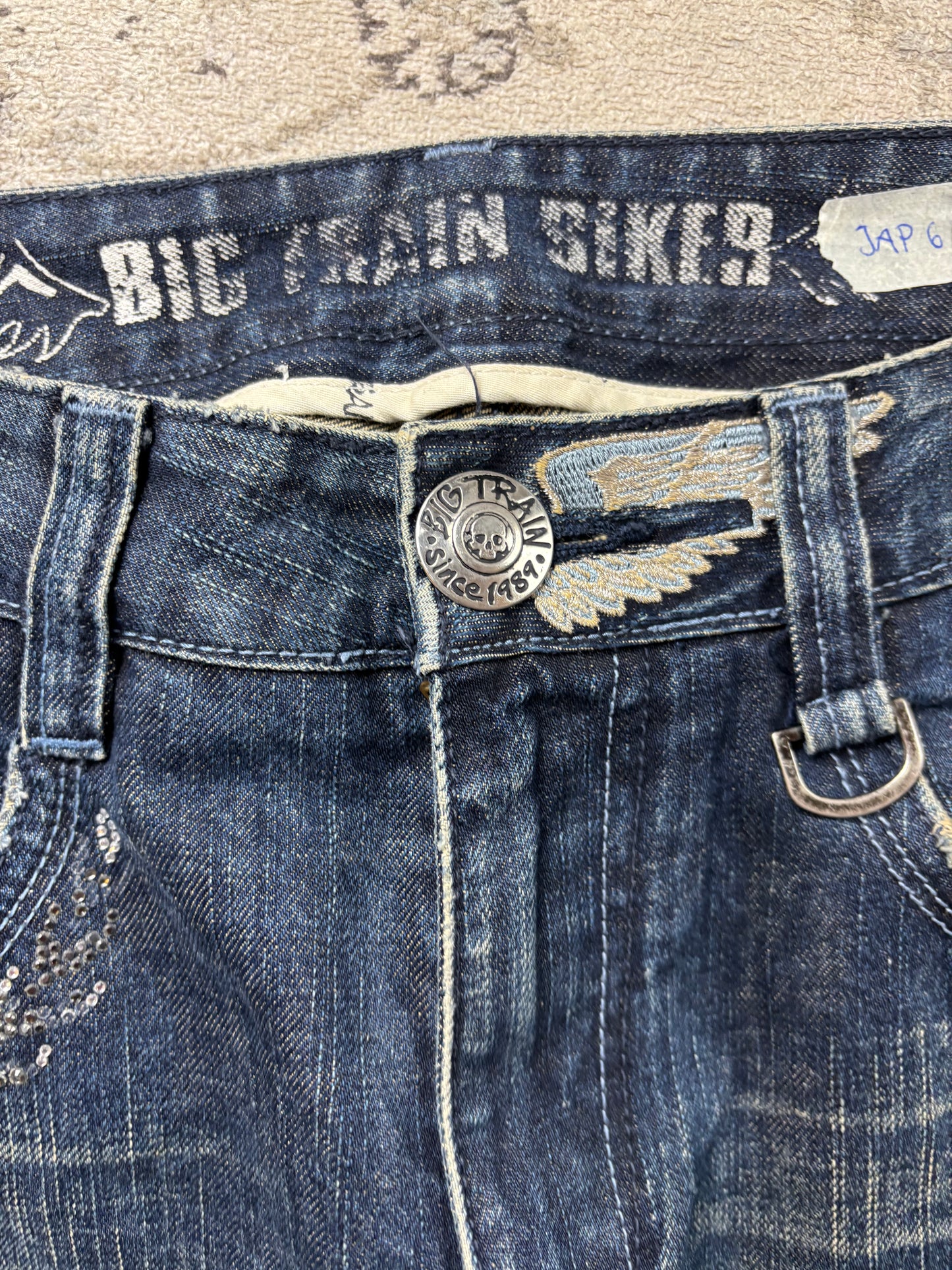JAPANESE EMBROIDERED DENIM W31 L32 #JAP6
