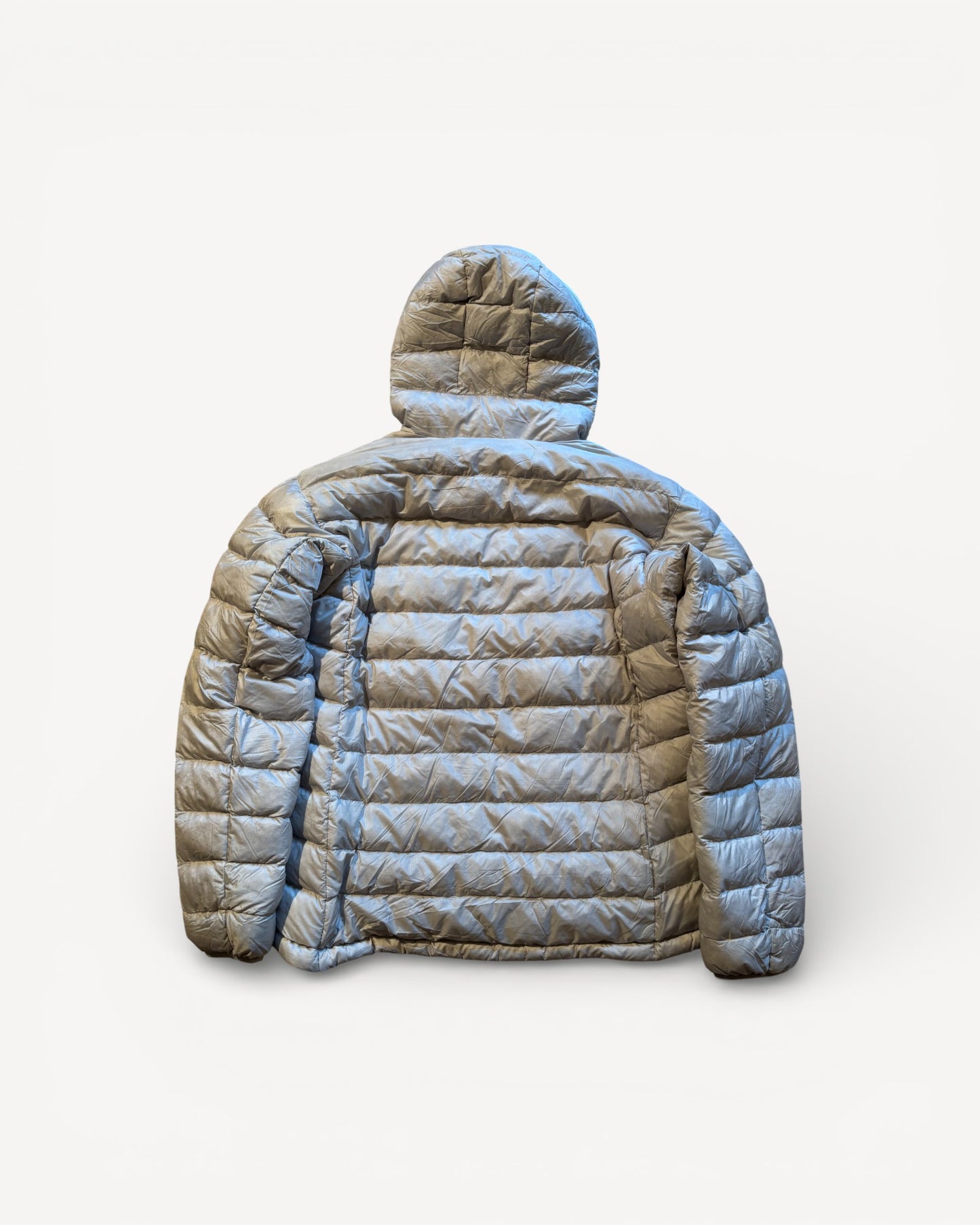 MONTBELL WHITE REVERSIBLE PUFFER JACKET (XL)