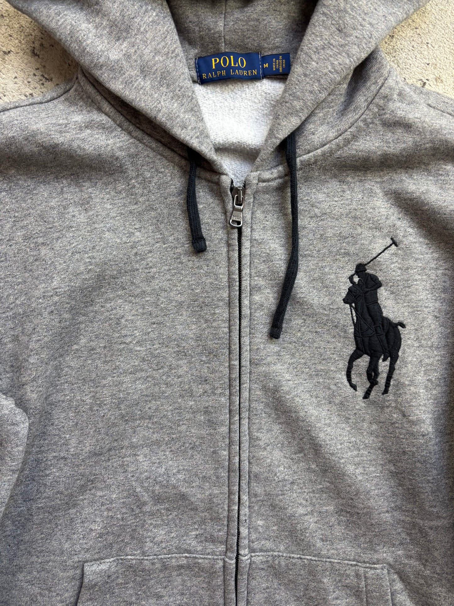 RALPH LAUREN GREY ZIP UP HOODIE (M)