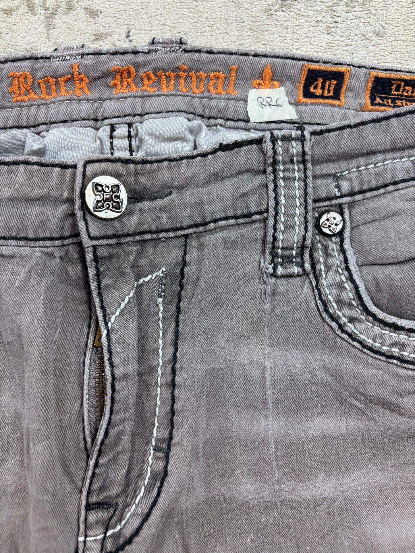 ROCK REVIVAL JEANS W40 L32 #RR6