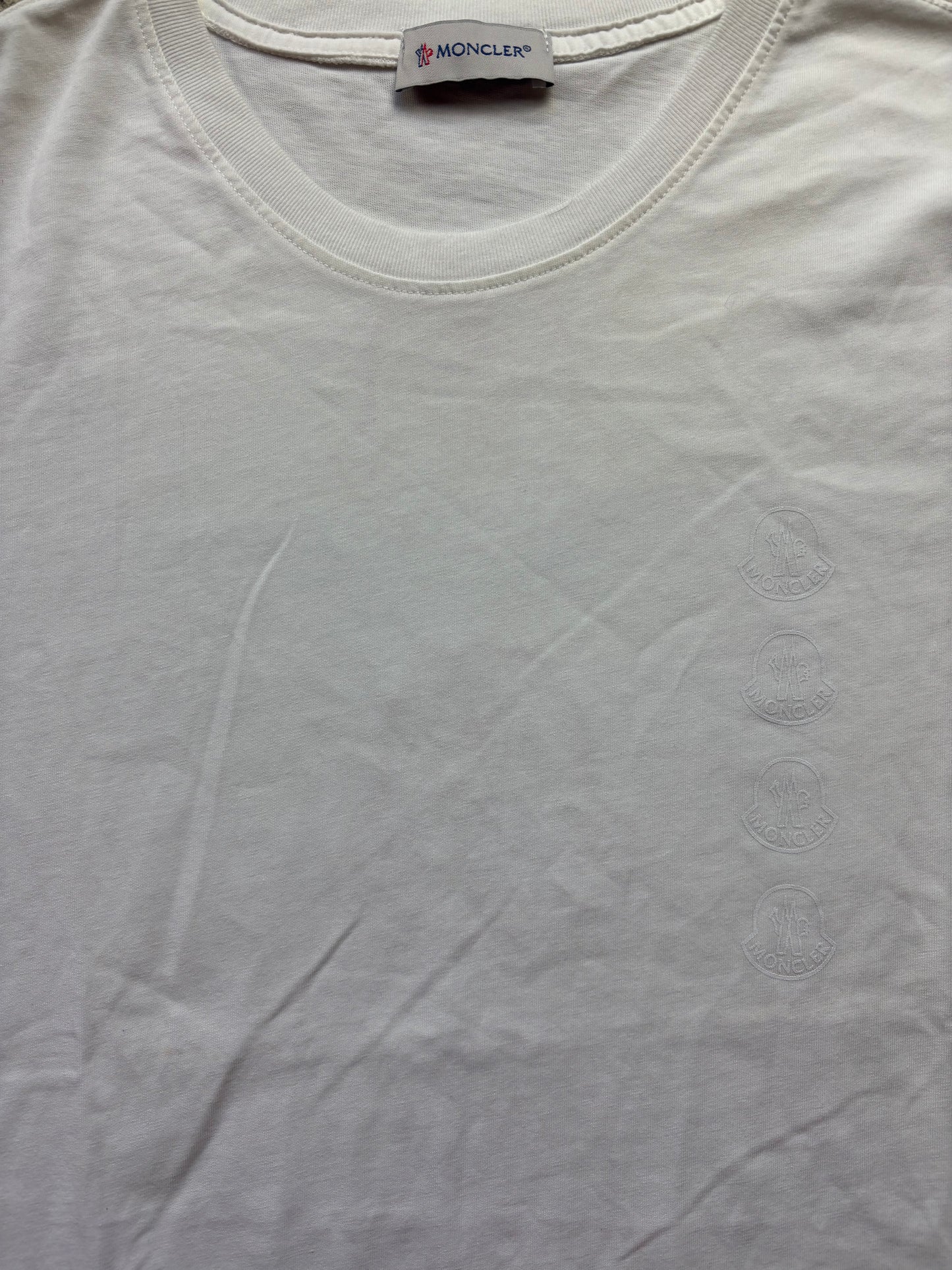 MONCLER WHITE T-SHIRT (L)