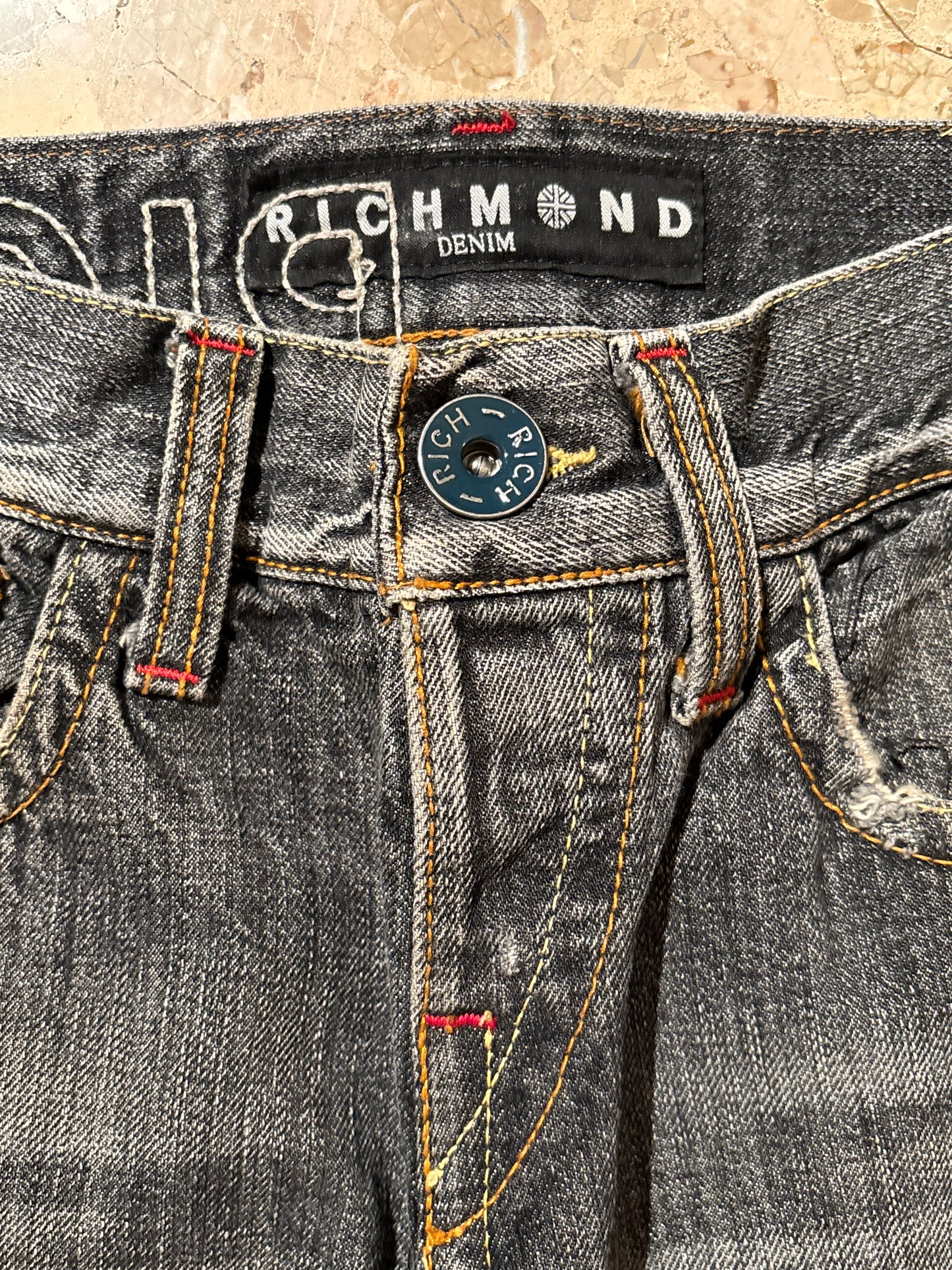 RICHMOND JEANS W30 L34