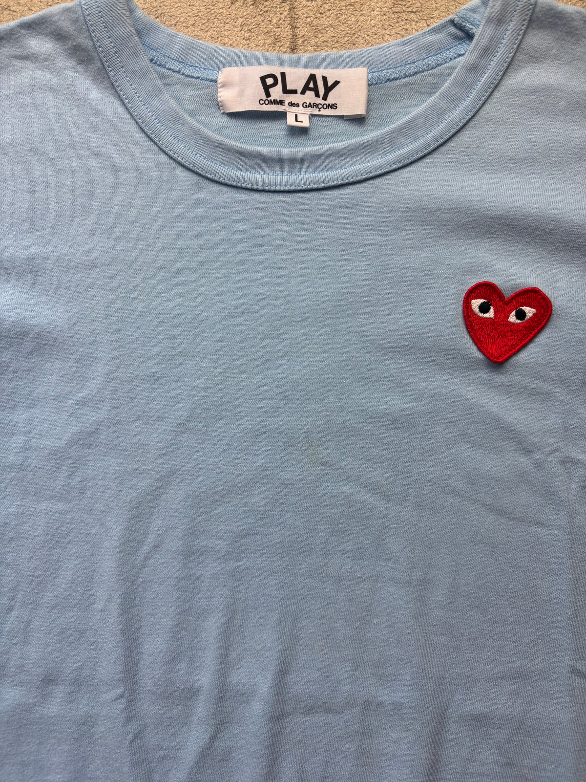 CDG PLAY BABYBLUE T-SHIRT (S)